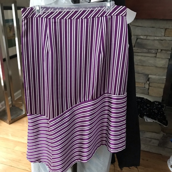 Banana Republic Dresses & Skirts - Banana Republic asymmetrical skirt